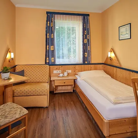 Hotell Hubertushof 3*