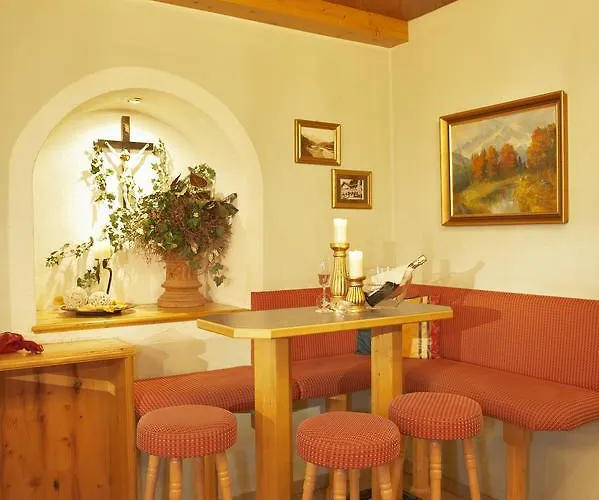 Отель Hubertushof 3*