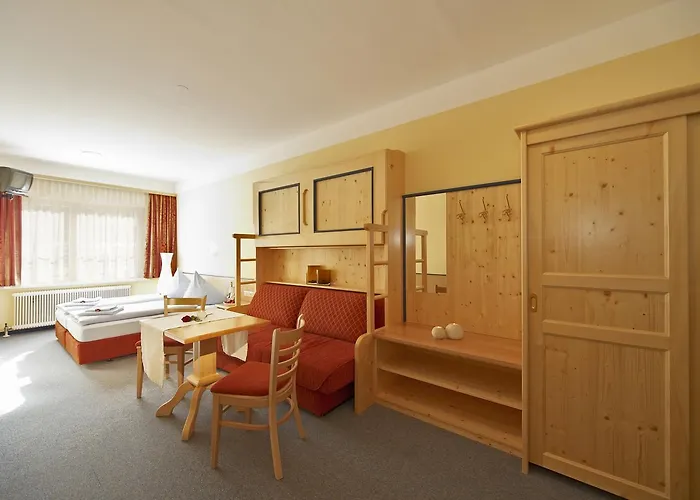 Hubertushof 3* Флахау