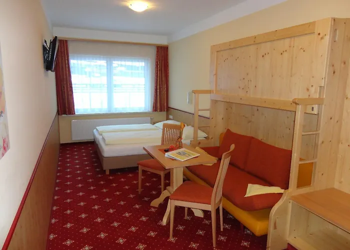 Отель Hubertushof 3*